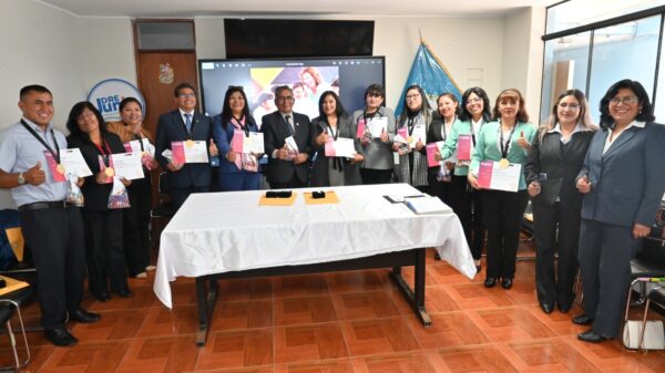 RECONOCEN A MAESTROS GANADORES DEL XII CONCURSO NACIONAL DE BUENAS PRÁCTICAS DOCENTE