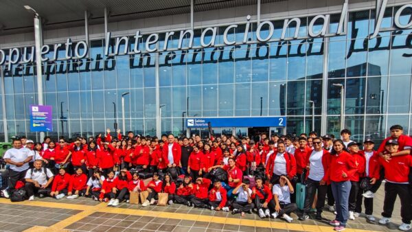 RUMBO A LA GLORIA, ESCOLARES DE JUNIN REPRESENTANDO AL PERÚ COMPETIRAN EN EL SUDAMERICANO EN PARAGUAY