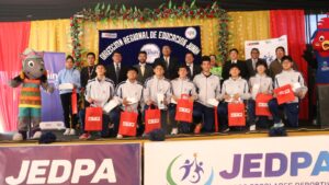 DREJ PREMIO A LOS DEPORTISTAS QUE NOS REPRESENTARON EN LA ETAPA NACIONAL DE LOS JUEGOS ESCOLARES DEPORTIVOS 2025